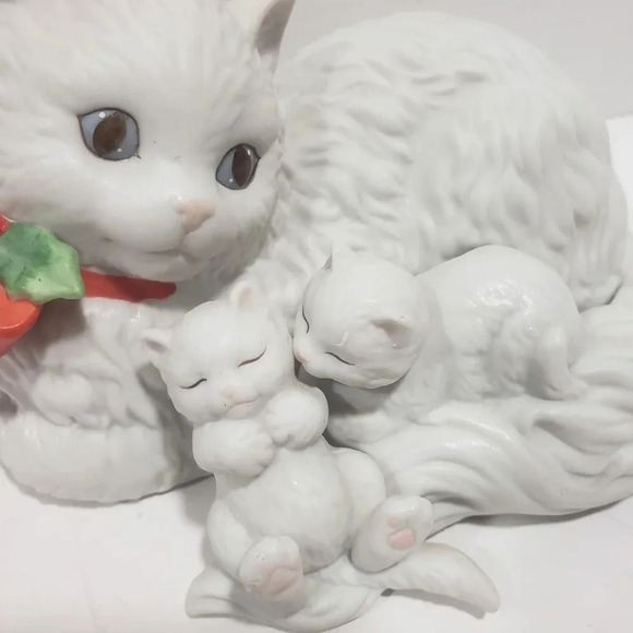 VTG 1989 Enesco Ceramic Himalayan Cat/Kittens  Musical. - Picture 4 of 9